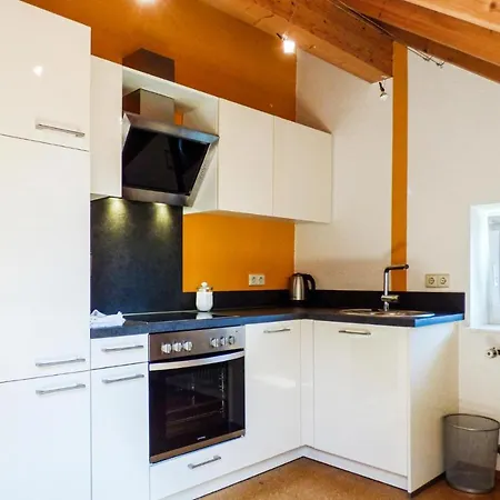 Nice In With 1 Bedrooms And Wifi Daire